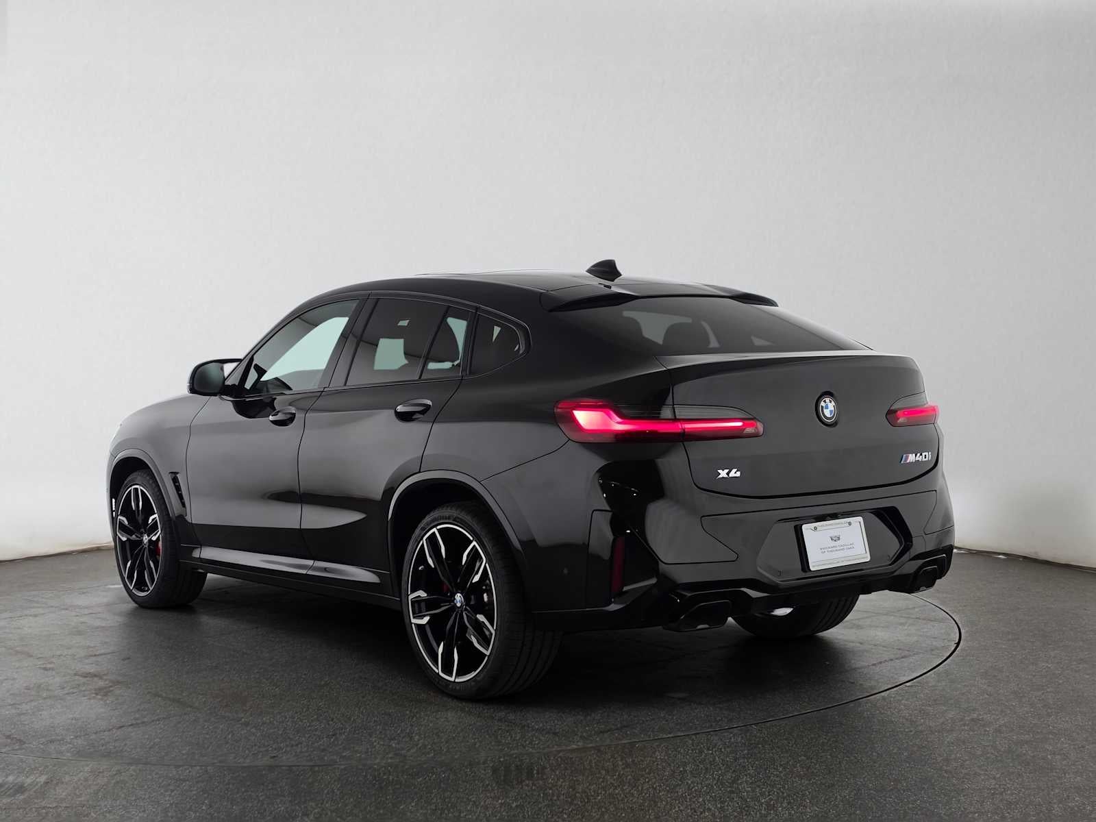 2024 BMW X4 M40i