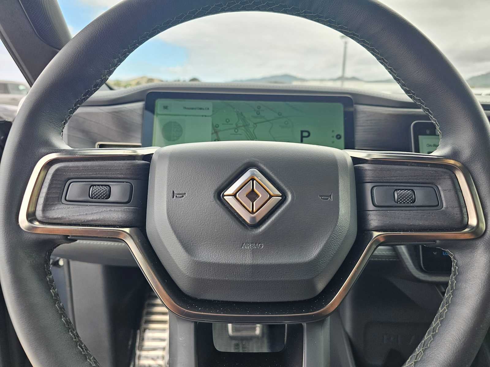 2023 RIVIAN R1S Adventure