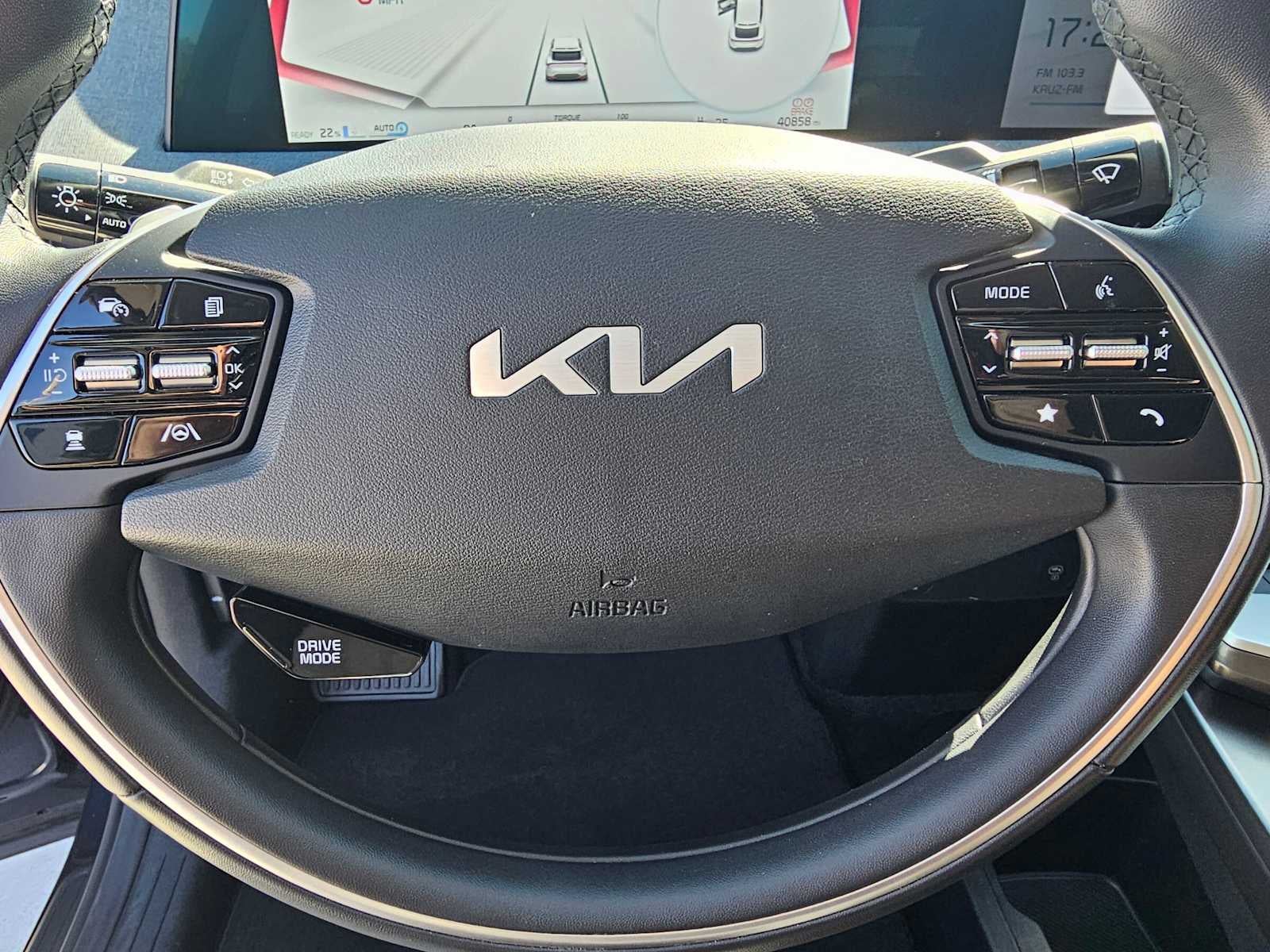 2024 Kia EV6 Light