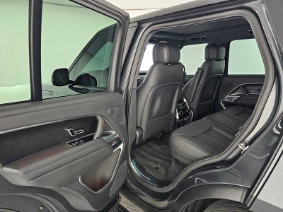 2025 Land Rover Range Rover SE