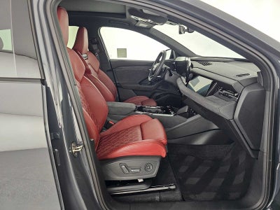 2025 Audi SQ6 e-tron Prestige