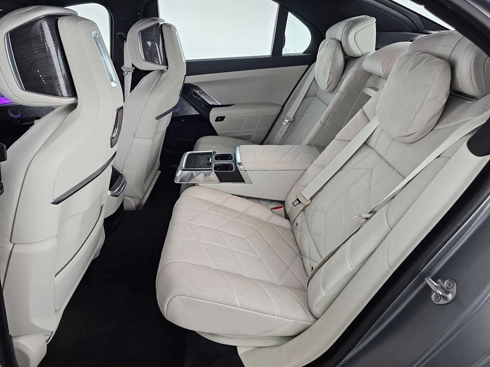 2023 BMW 7 Series 760i xDrive