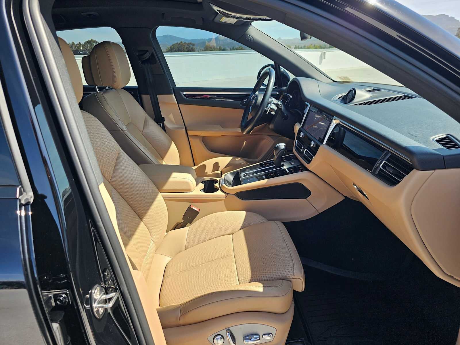 2023 Porsche Macan 4DR AWD