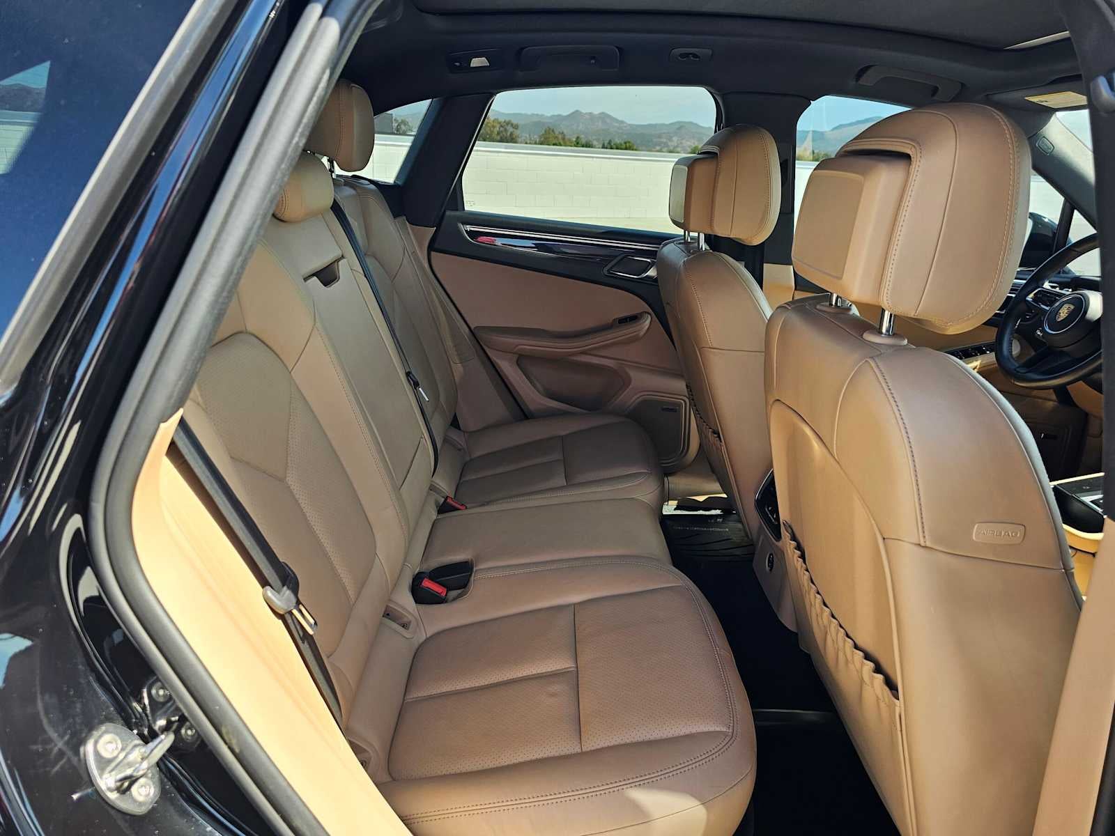 2023 Porsche Macan 4DR AWD