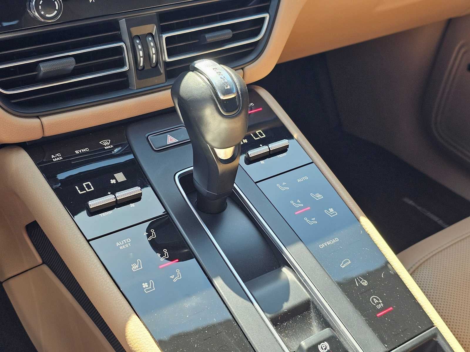 2023 Porsche Macan 4DR AWD