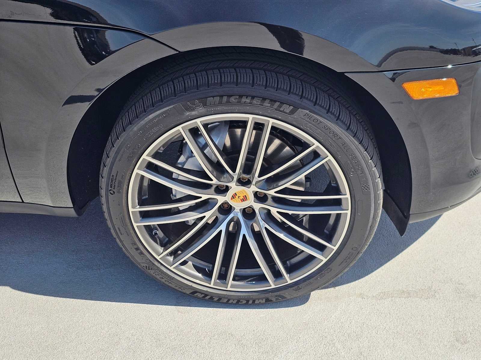 2023 Porsche Macan 4DR AWD
