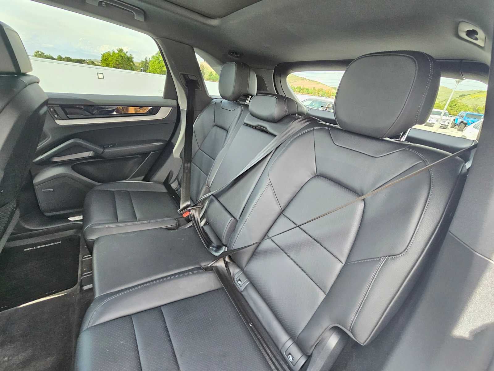 2024 Porsche Cayenne 4DR AWD