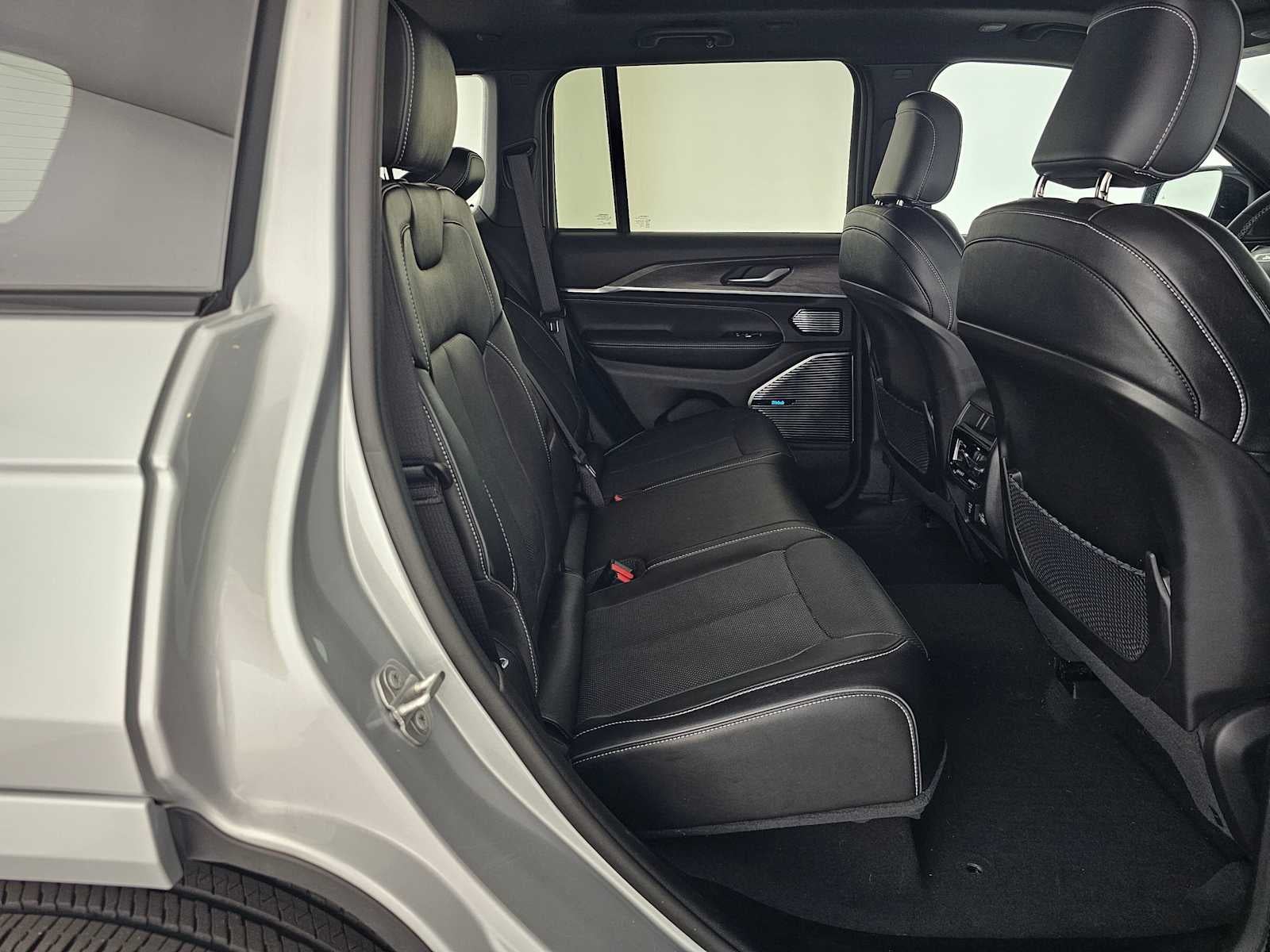 2023 Jeep Grand Cherokee 4xe Overland
