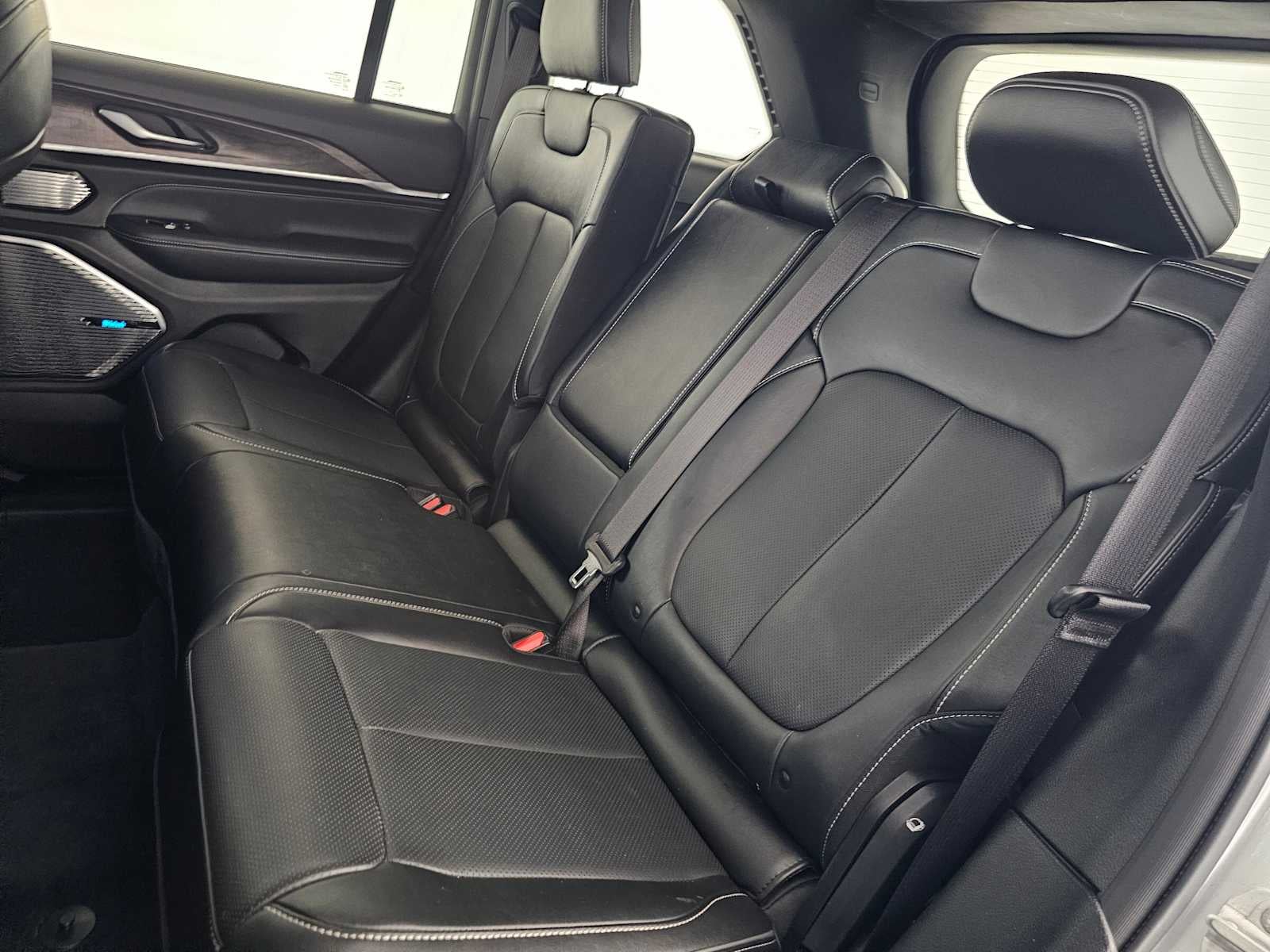 2023 Jeep Grand Cherokee 4xe Overland