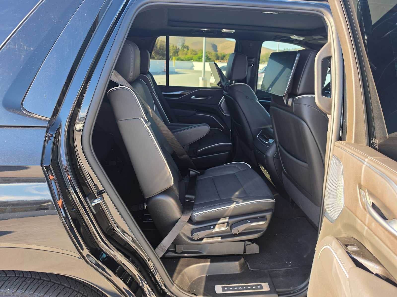 2024 Cadillac Escalade 4WD Sport