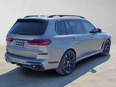 2026 BMW X7 M60i M60i
