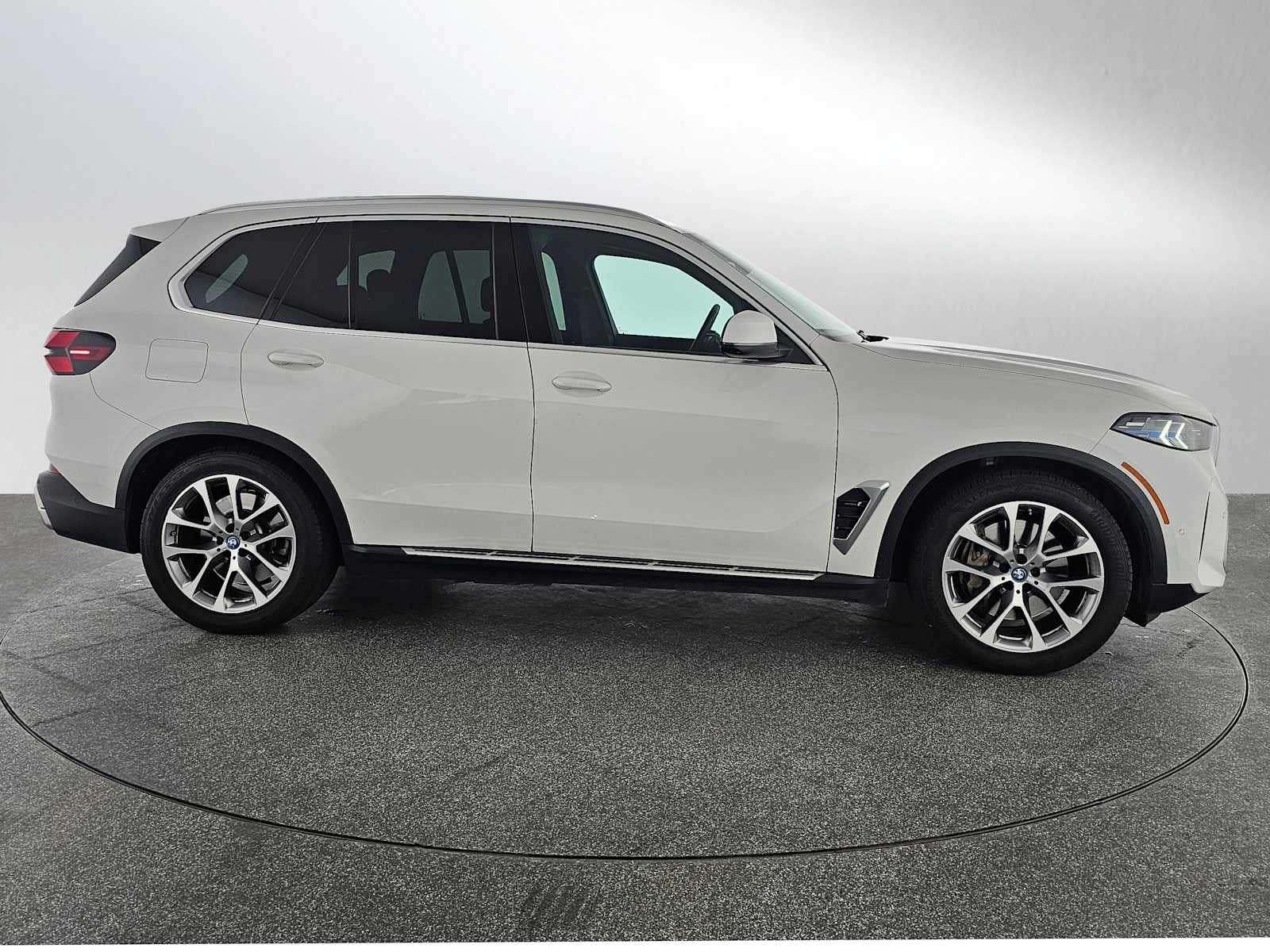 2024 BMW X5 xDrive50e