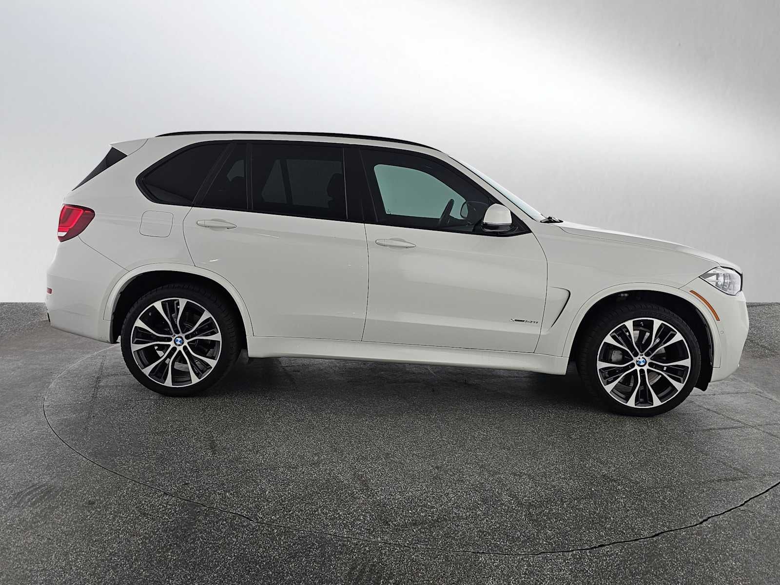 2018 BMW X5 xDrive50i xDrive50i