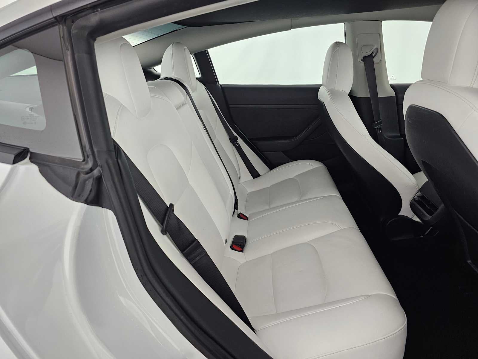 2022 Tesla Model 3 RWD