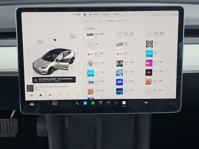 2022 Tesla Model 3 RWD