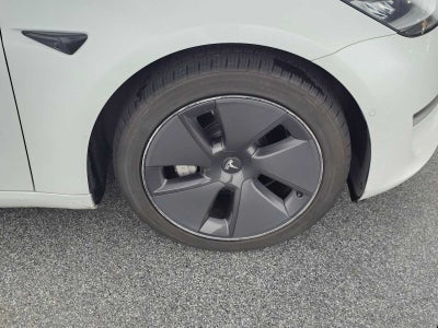 2022 Tesla Model 3 RWD