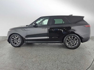 2026 Land Rover Range Rover Sport SE