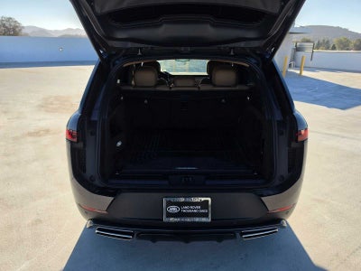 2025 Land Rover Range Rover Sport SE