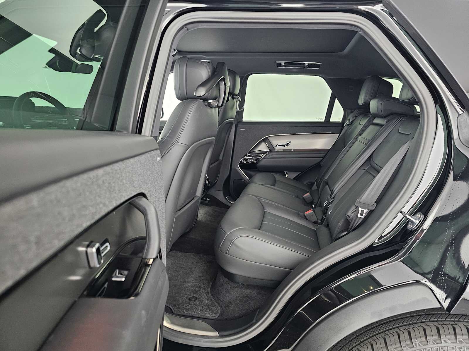 2024 Land Rover Range Rover Sport SE