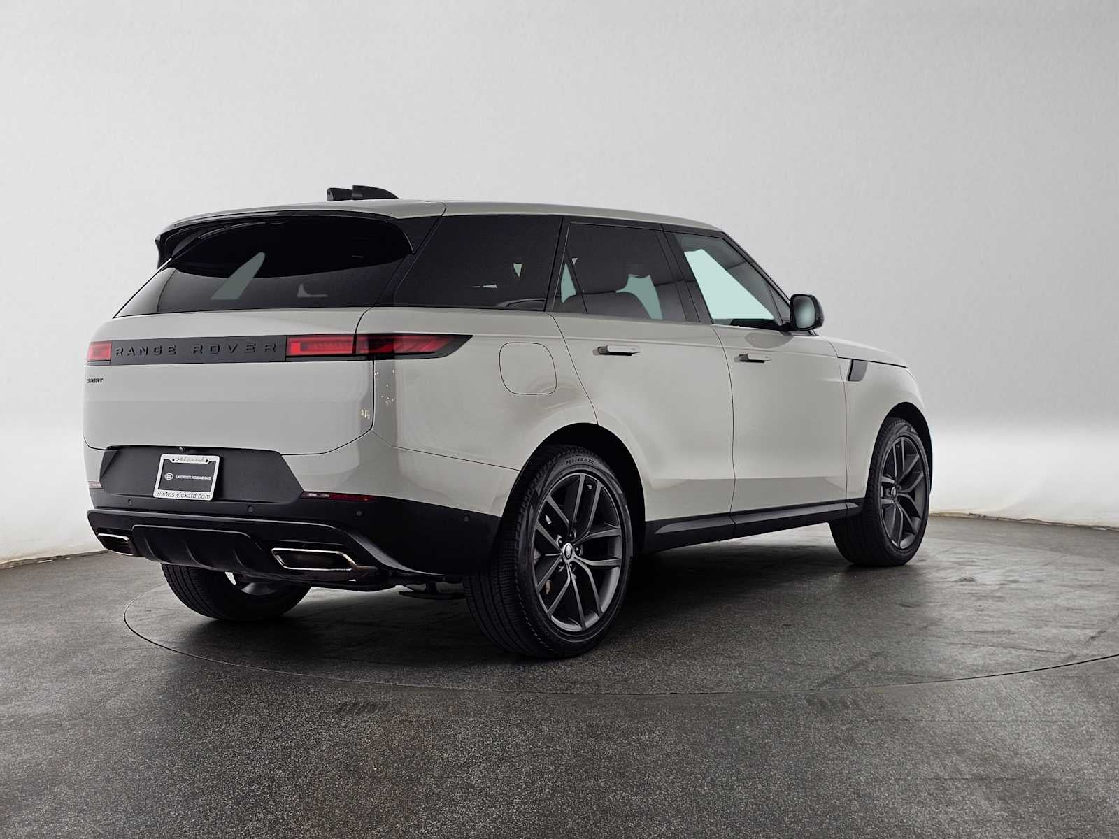 2024 Land Rover Range Rover Sport SE