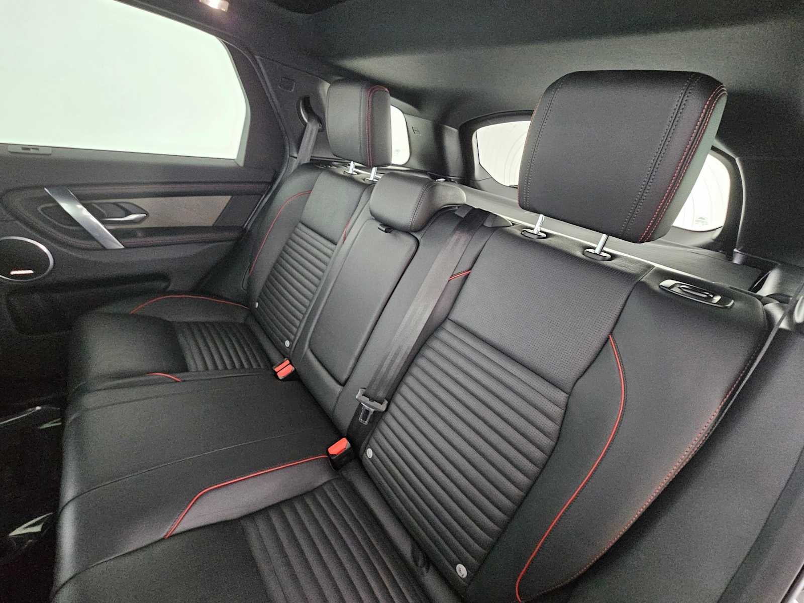 2023 Land Rover Discovery Sport SE R-Dynamic