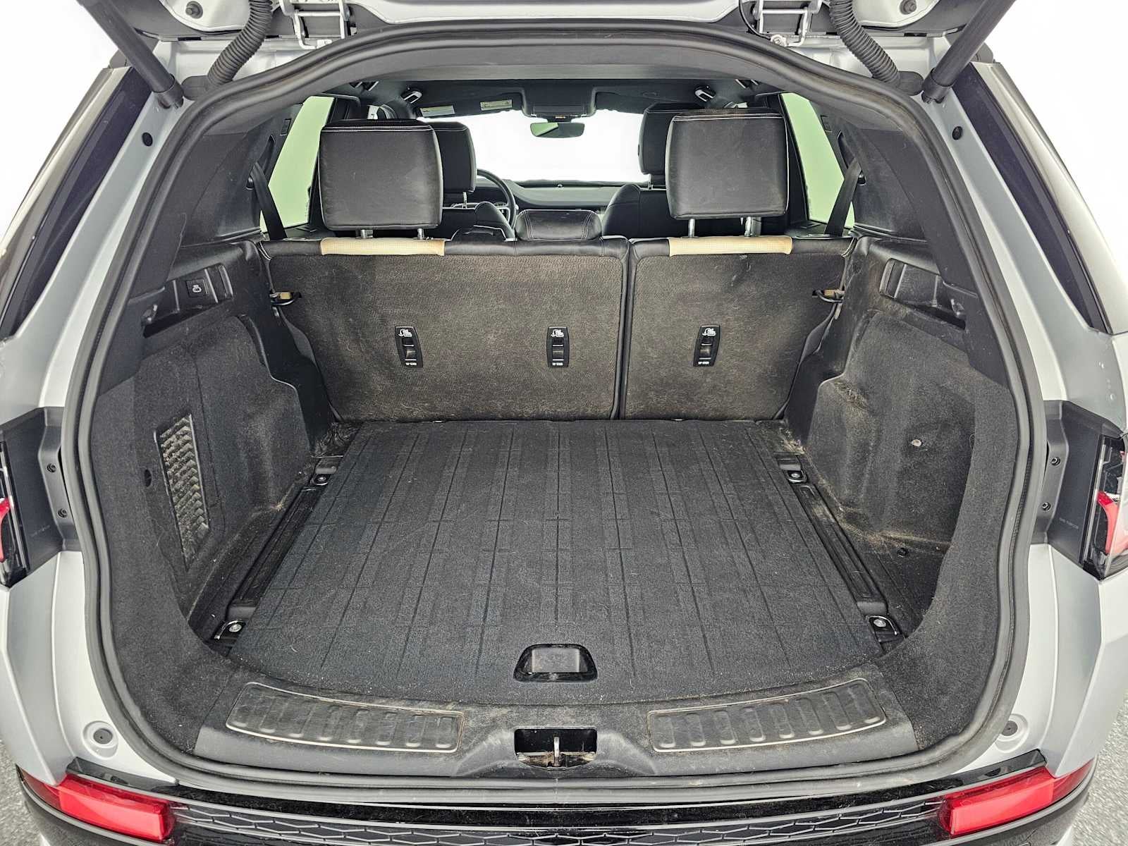 2023 Land Rover Discovery Sport SE R-Dynamic