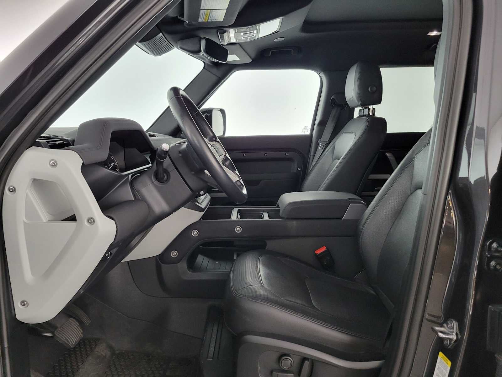 2023 Land Rover Defender X-Dynamic SE