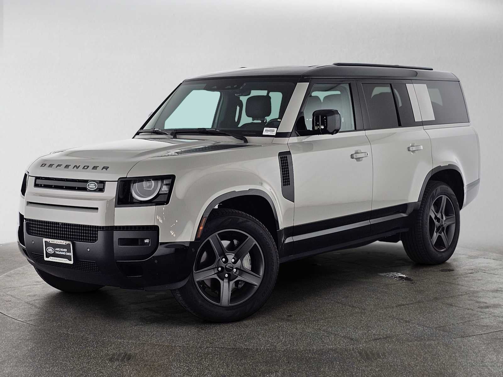 2026 Land Rover Defender X-Dynamic SE