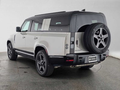 2026 Land Rover Defender X-Dynamic SE