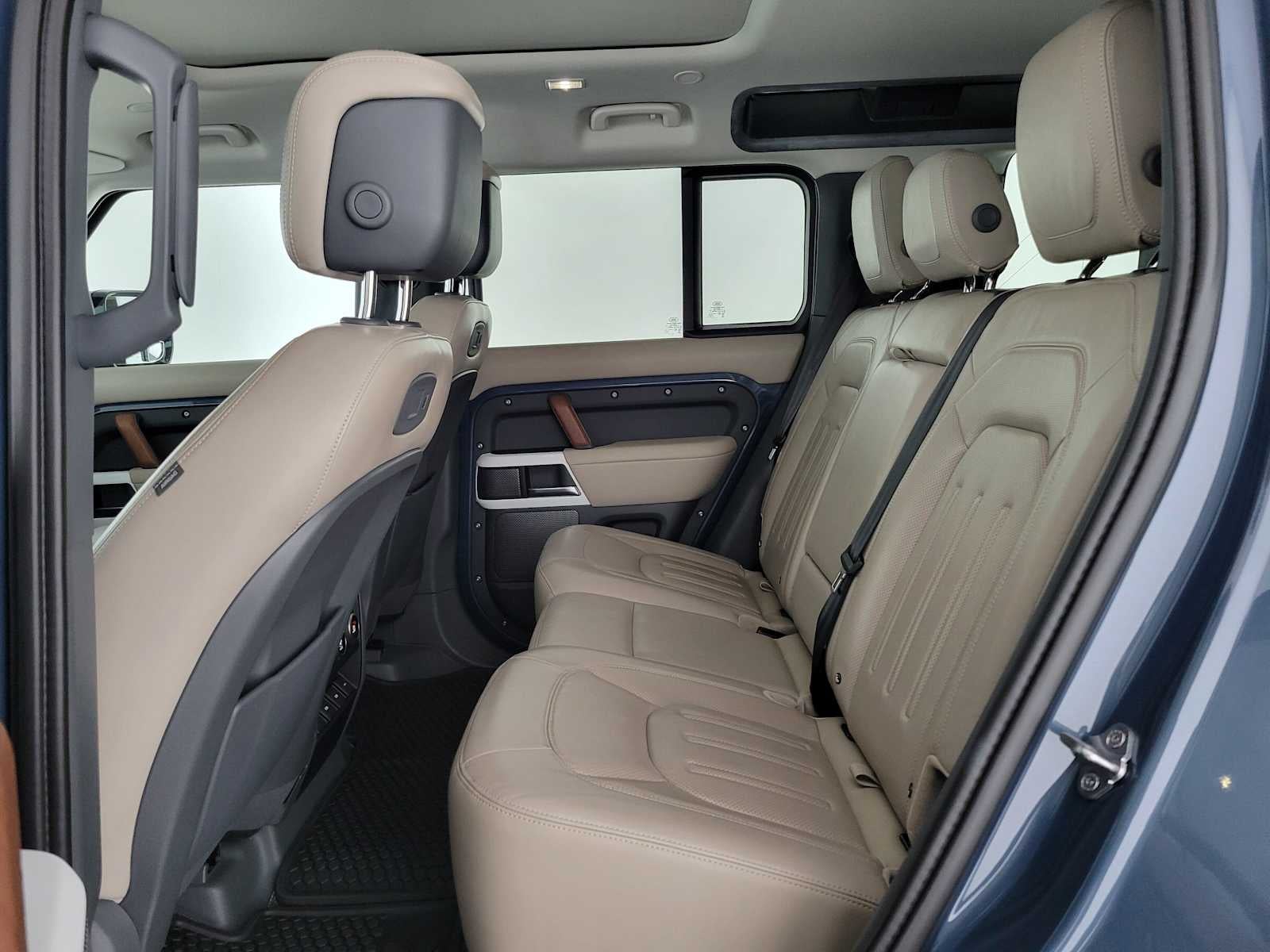 2020 Land Rover Defender HSE