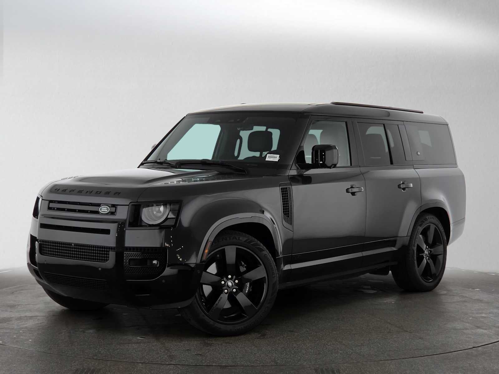 2024 Land Rover Defender V8