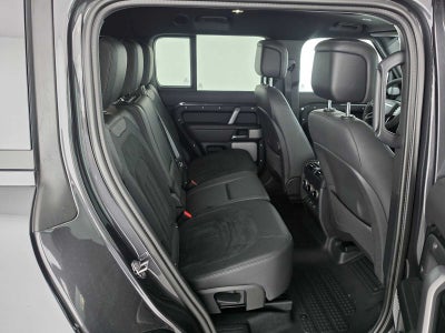 2024 Land Rover Defender V8
