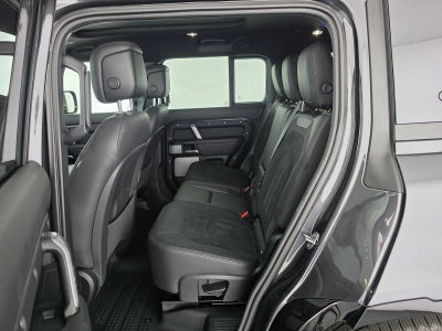 2024 Land Rover Defender V8