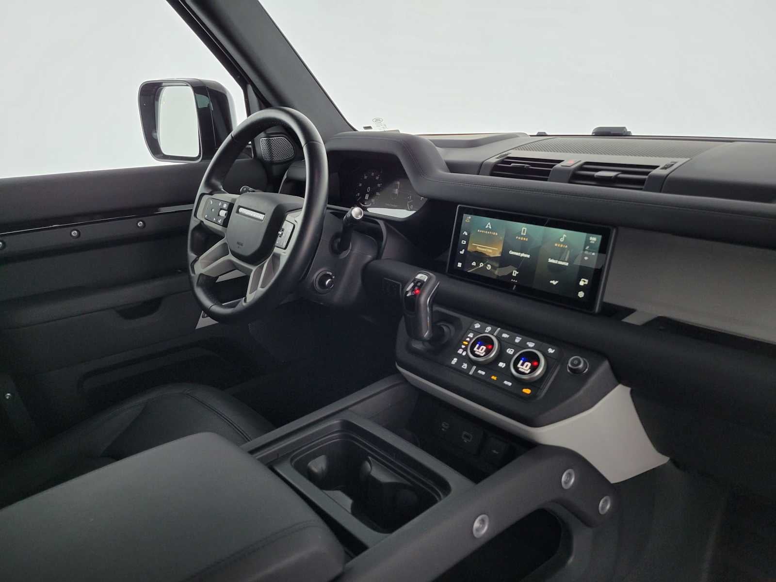 2024 Land Rover Defender S
