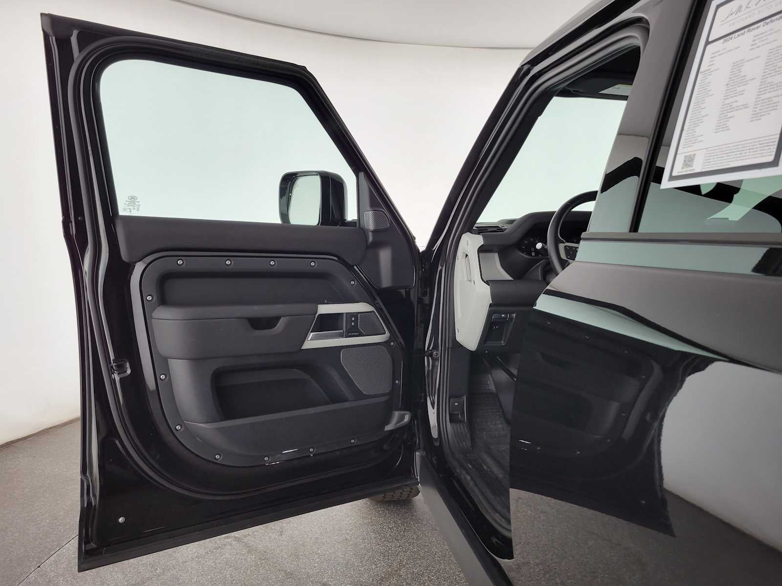 2024 Land Rover Defender S