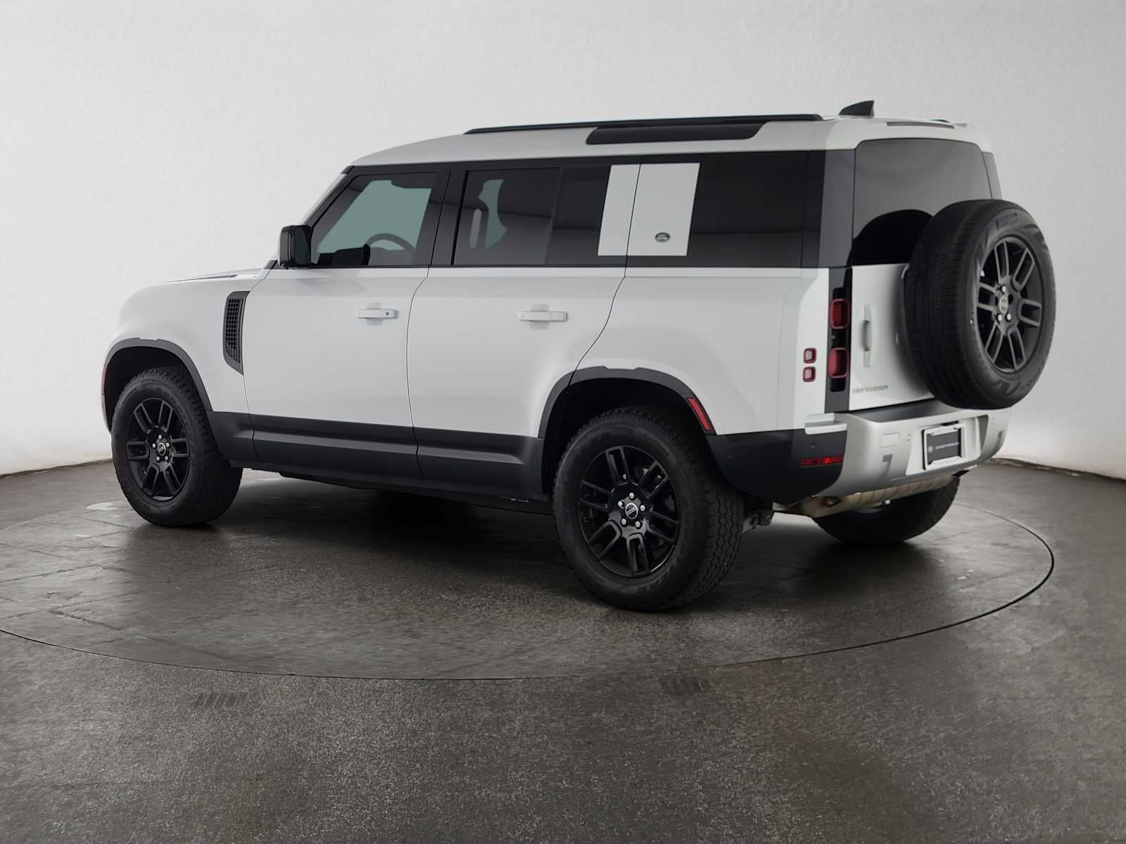 2023 Land Rover Defender S