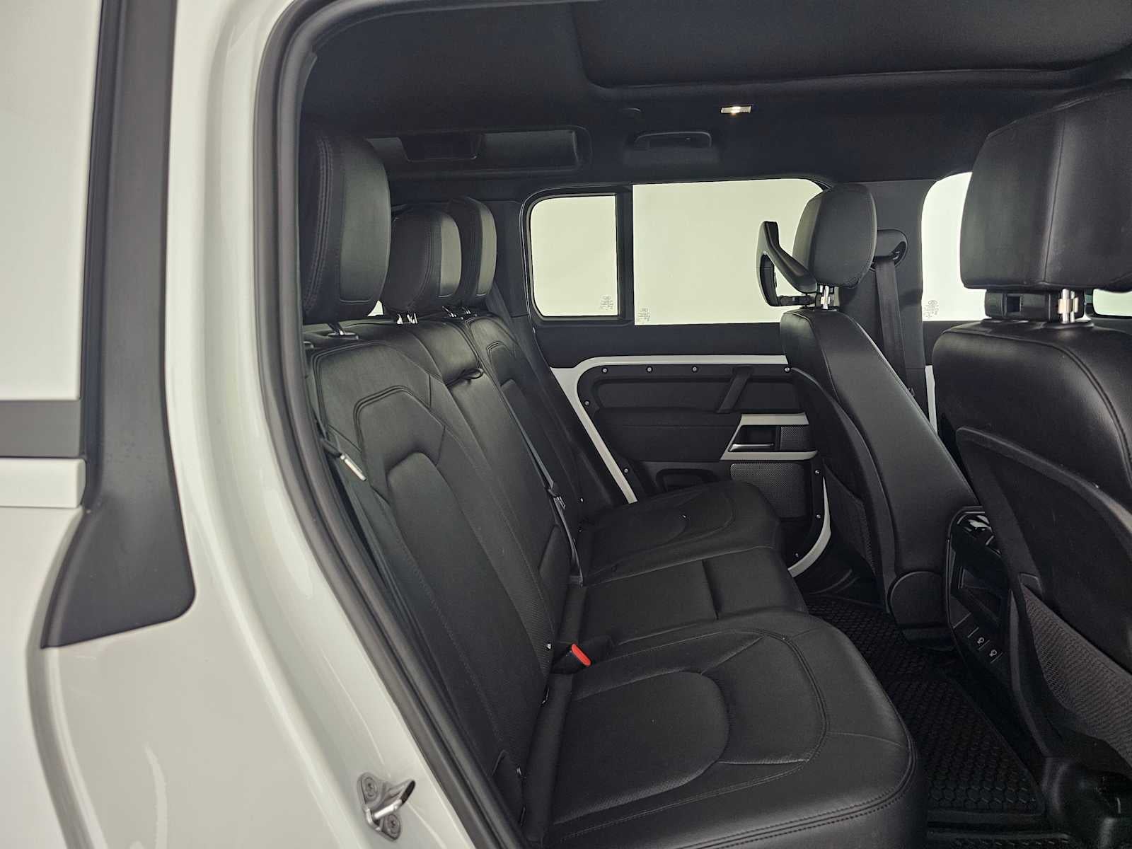 2023 Land Rover Defender S