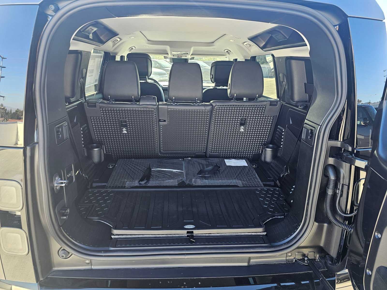 2026 Land Rover Defender S