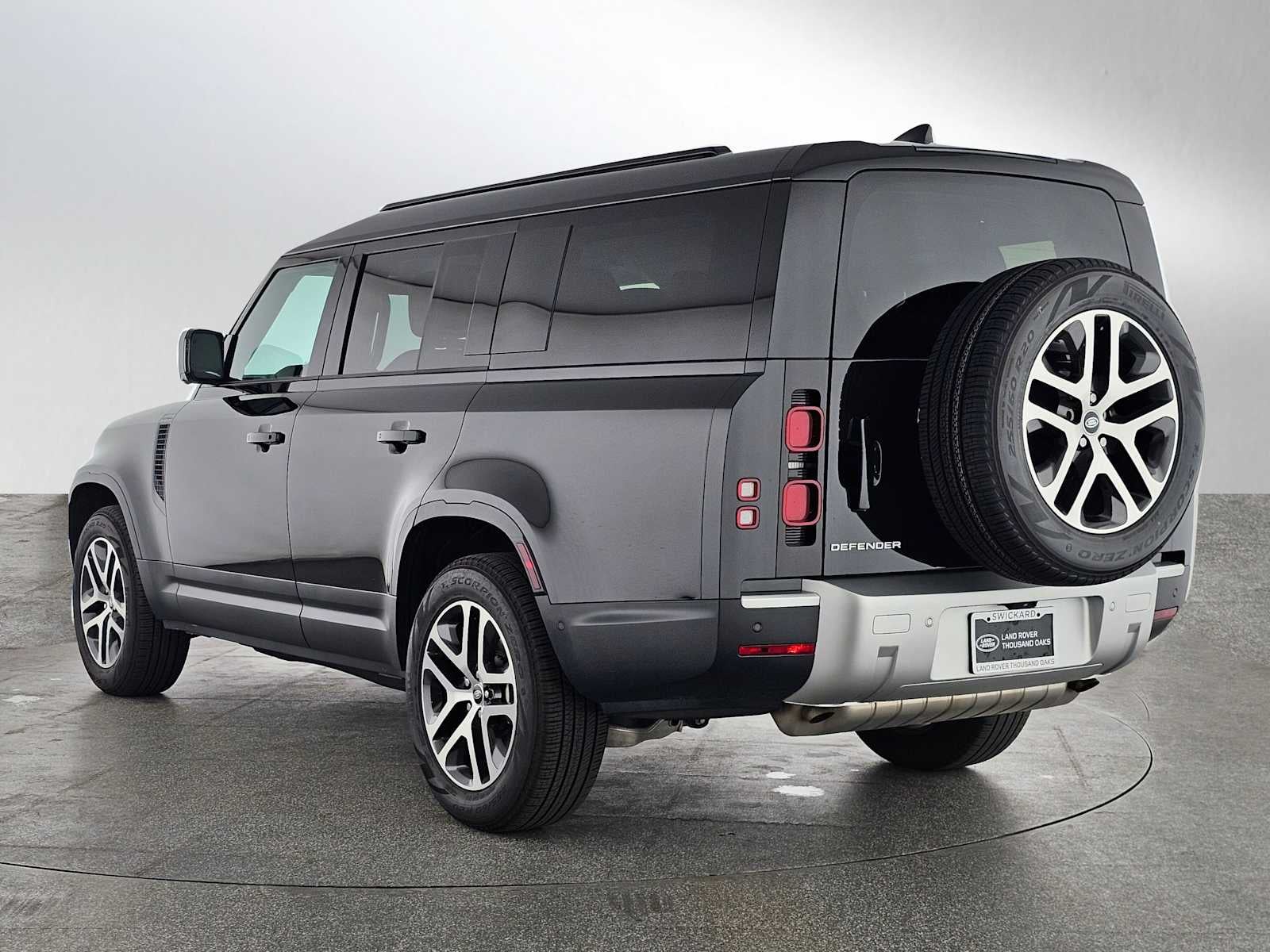 2025 Land Rover Defender S