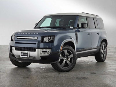 2023 Land Rover Defender SE