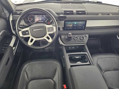 2023 Land Rover Defender SE