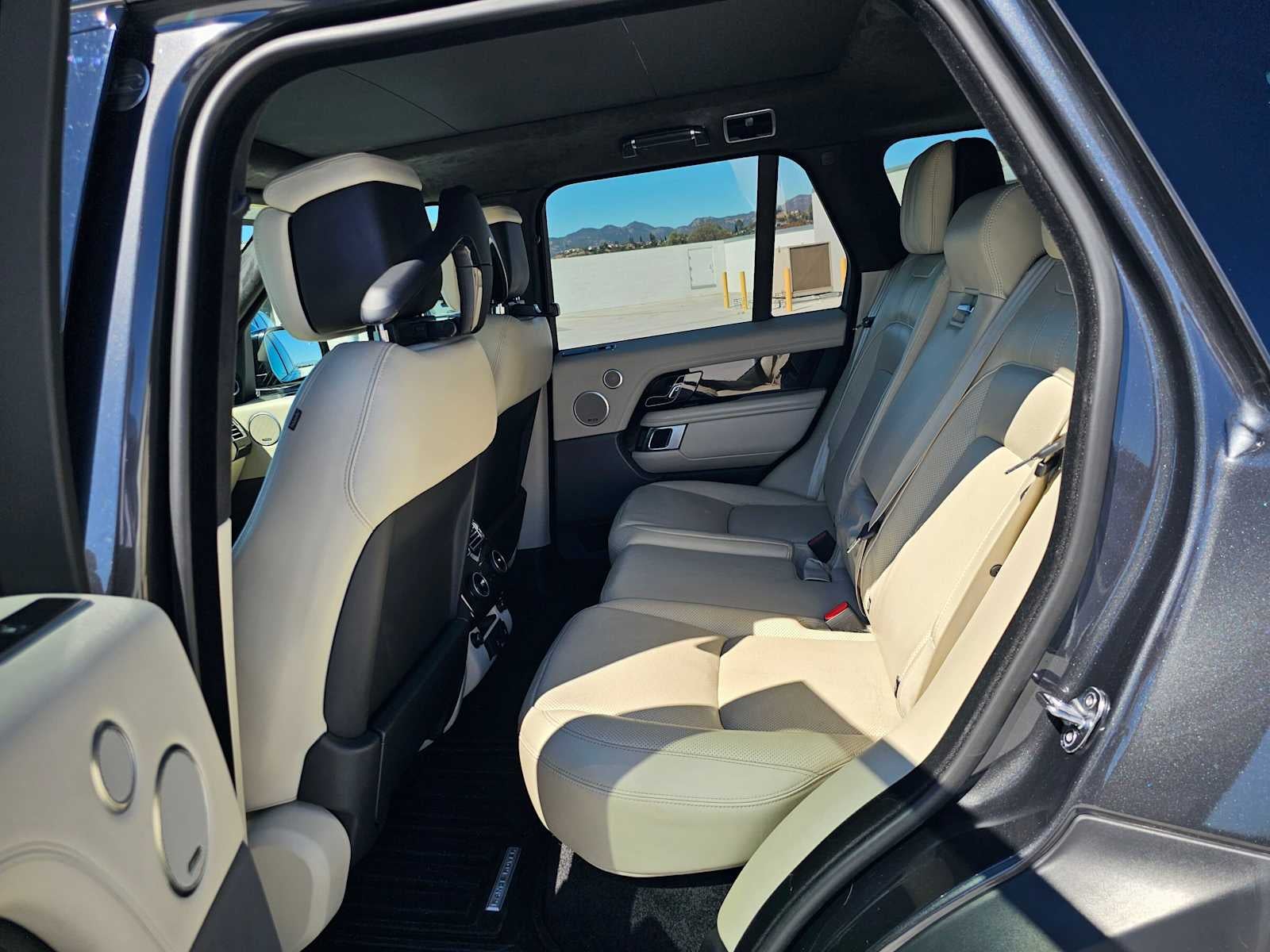 2020 Land Rover Range Rover P525 HSE