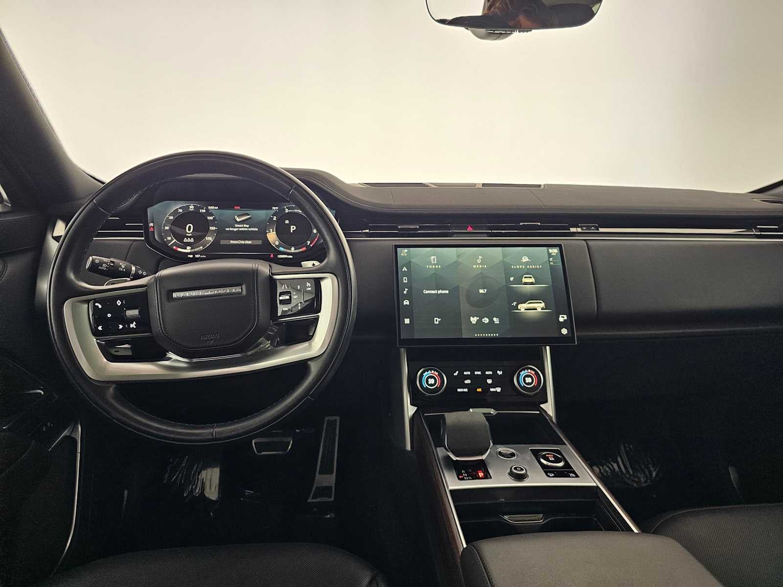 2023 Land Rover Range Rover SE