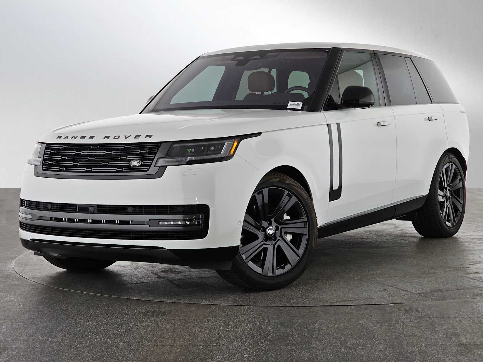 2023 Land Rover Range Rover SE