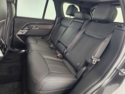 2025 Land Rover Range Rover SE