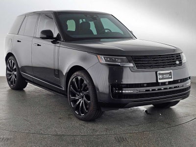 2025 Land Rover Range Rover SE