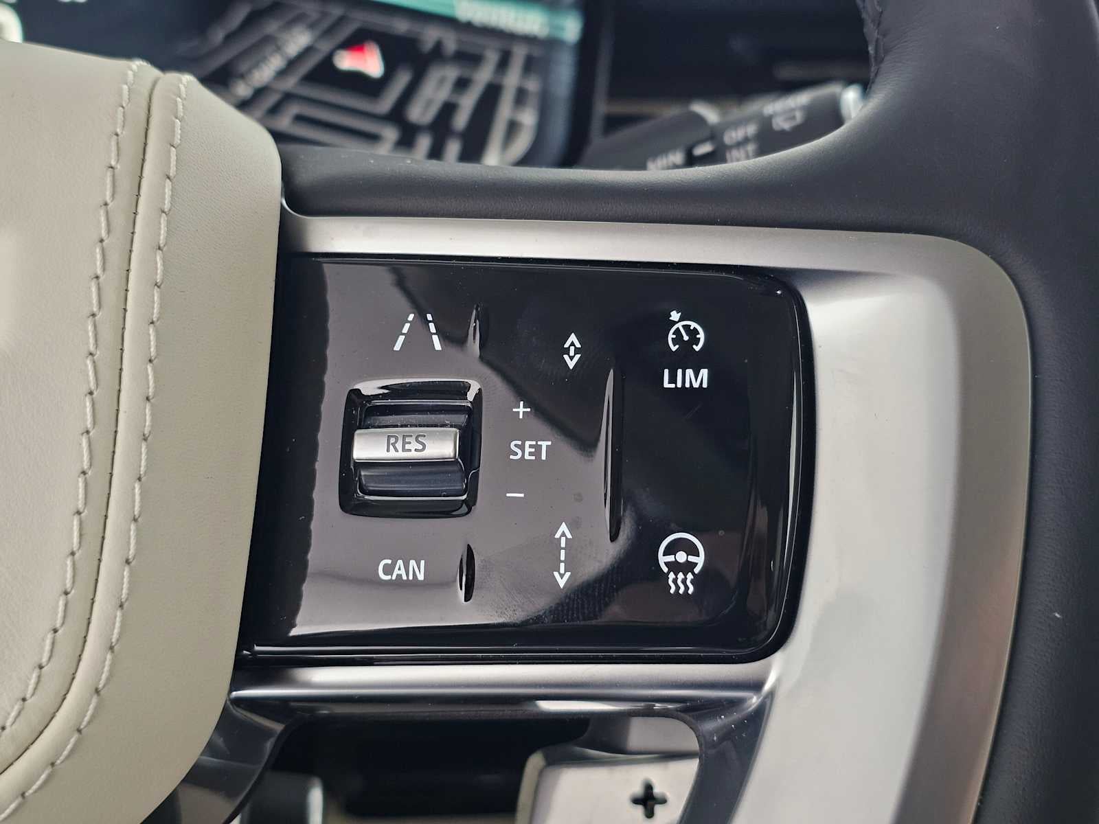 2026 Land Rover Range Rover SE