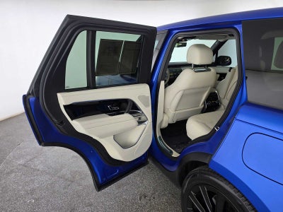 2025 Land Rover Range Rover SE