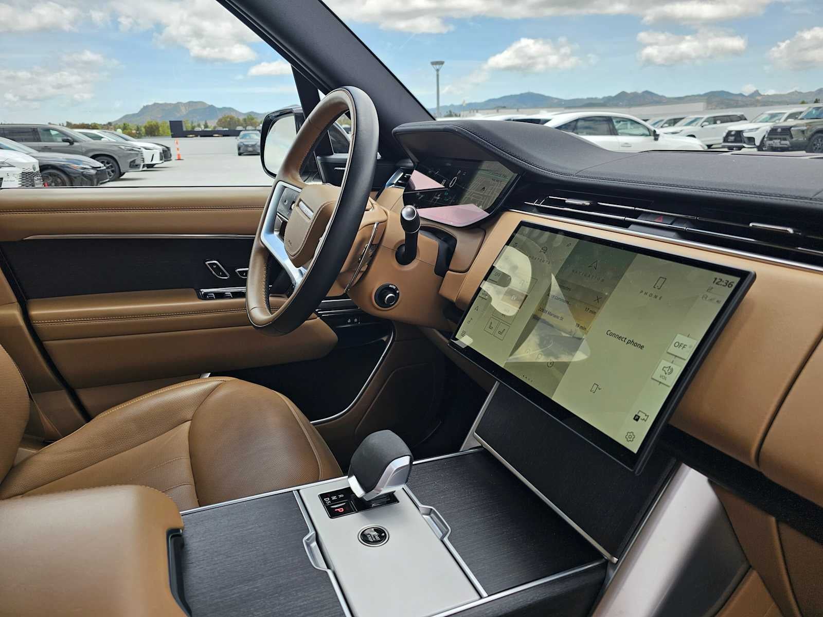 2025 Land Rover Range Rover SE