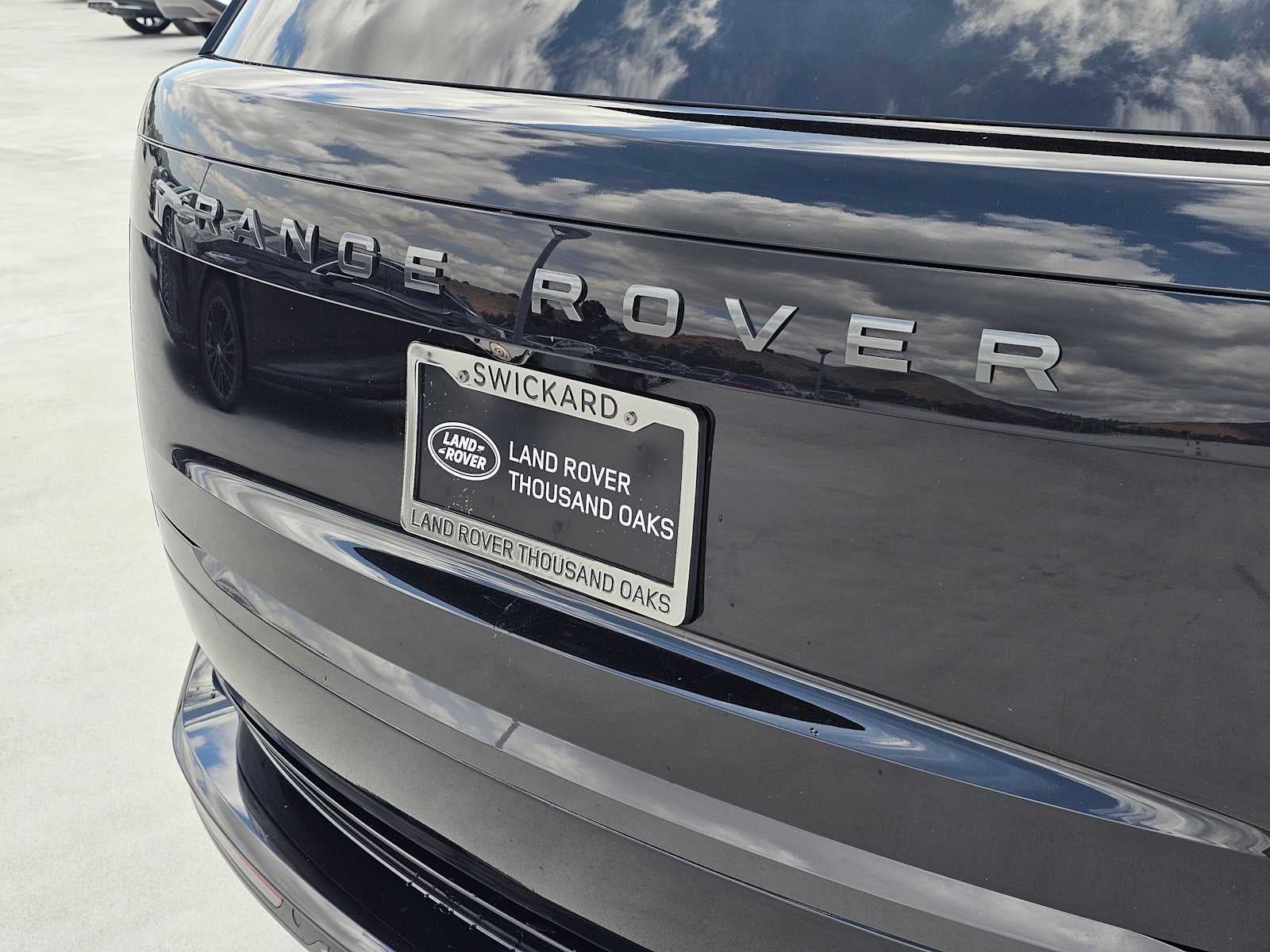 2025 Land Rover Range Rover SE